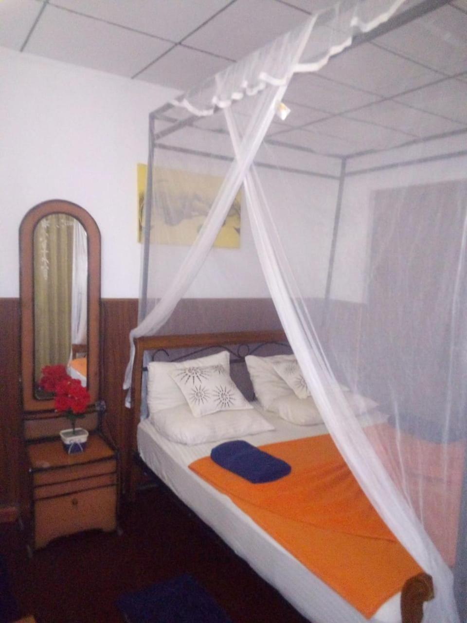 Reach Hostal